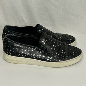 Michael Kors Black Leather Cut Out Slip On Womens Casual Shoes Size 8.5